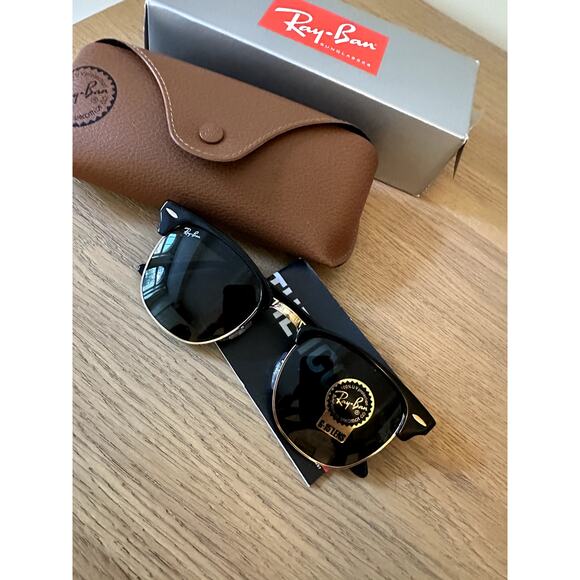 Ray-Ban Clubmaster Sunglasses (Model ORB3016), New in Box - Picture 2 of 3